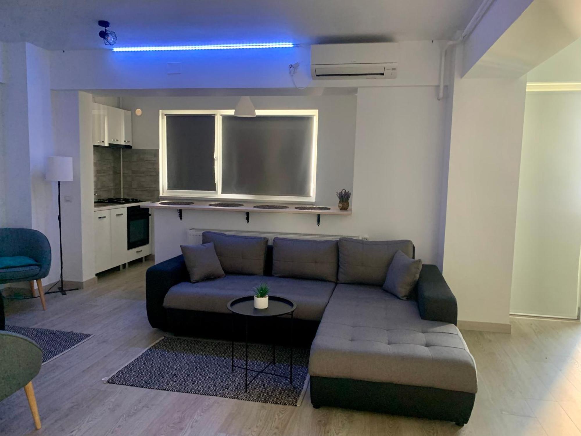 Black&White Suites Craiova Buitenkant foto